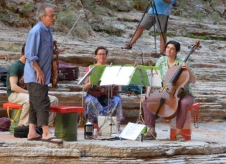 Calgary-Area Geologists Launch Class-Action Lawsuit over Bryan Adam’s “Rock Show”